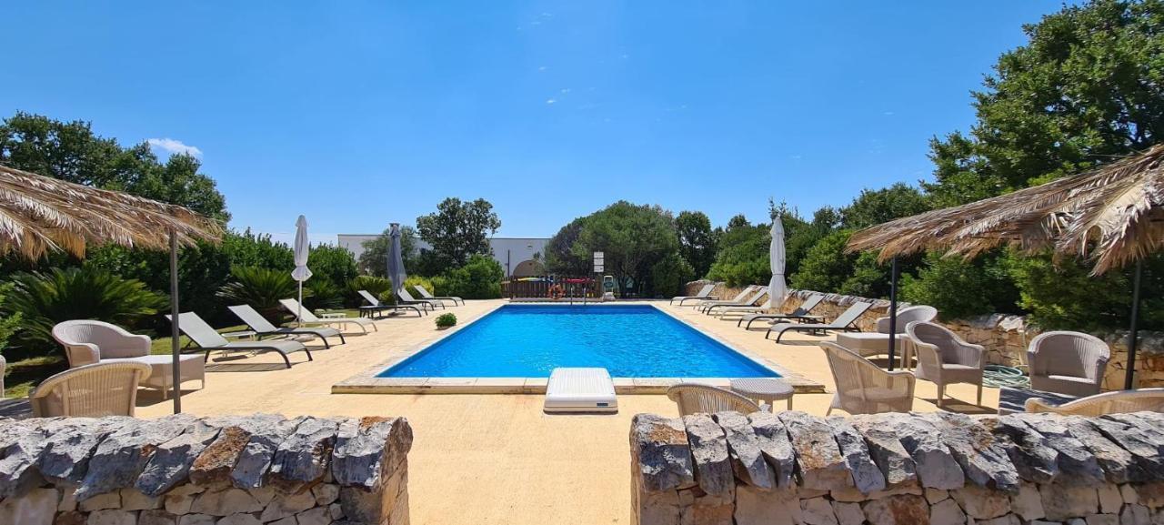 Bed And Breakfast La Terrazza Чистернино Екстериор снимка